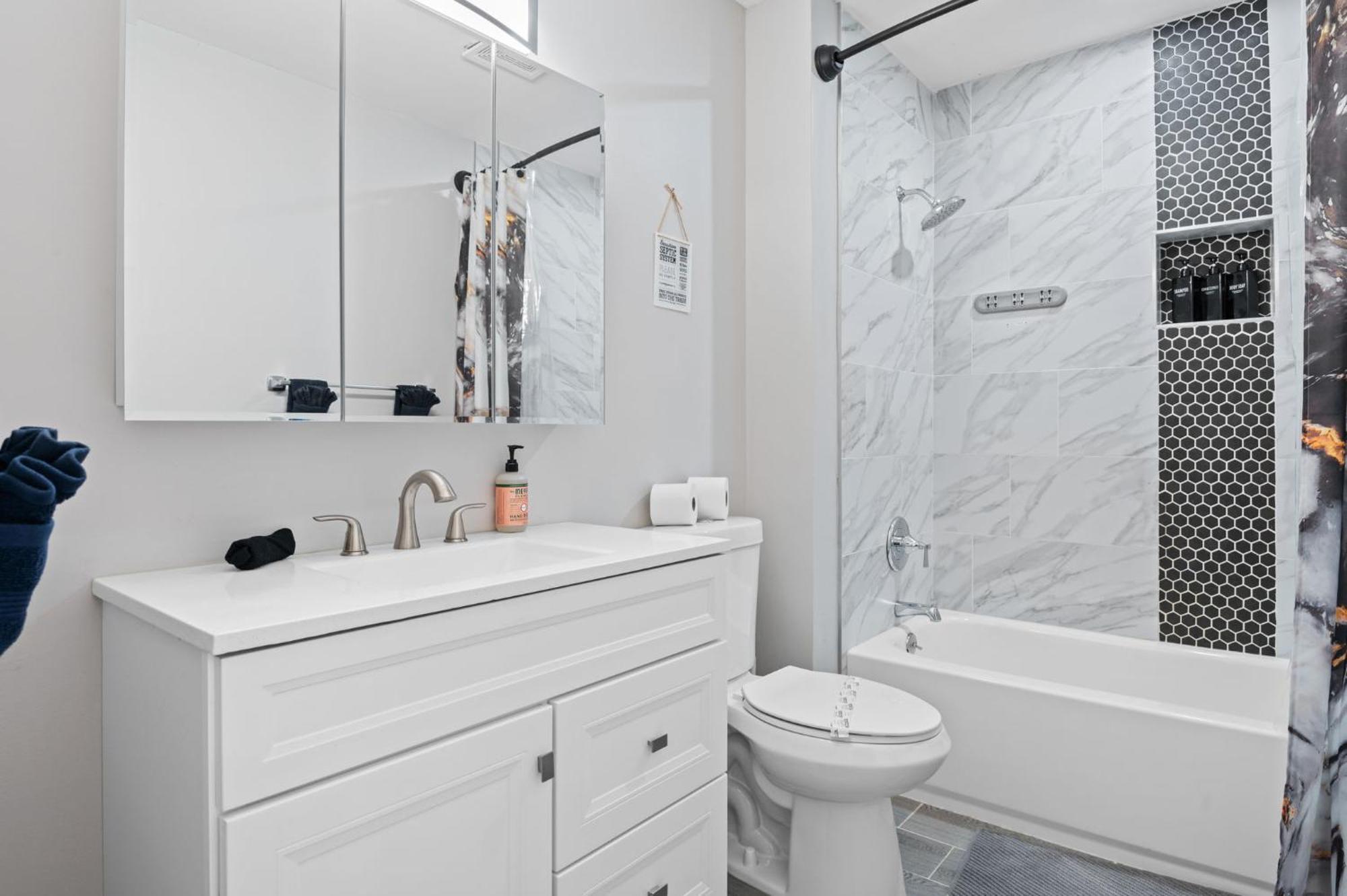 Spacious Entertainment Haven - Hot Tub And Albrightsville
